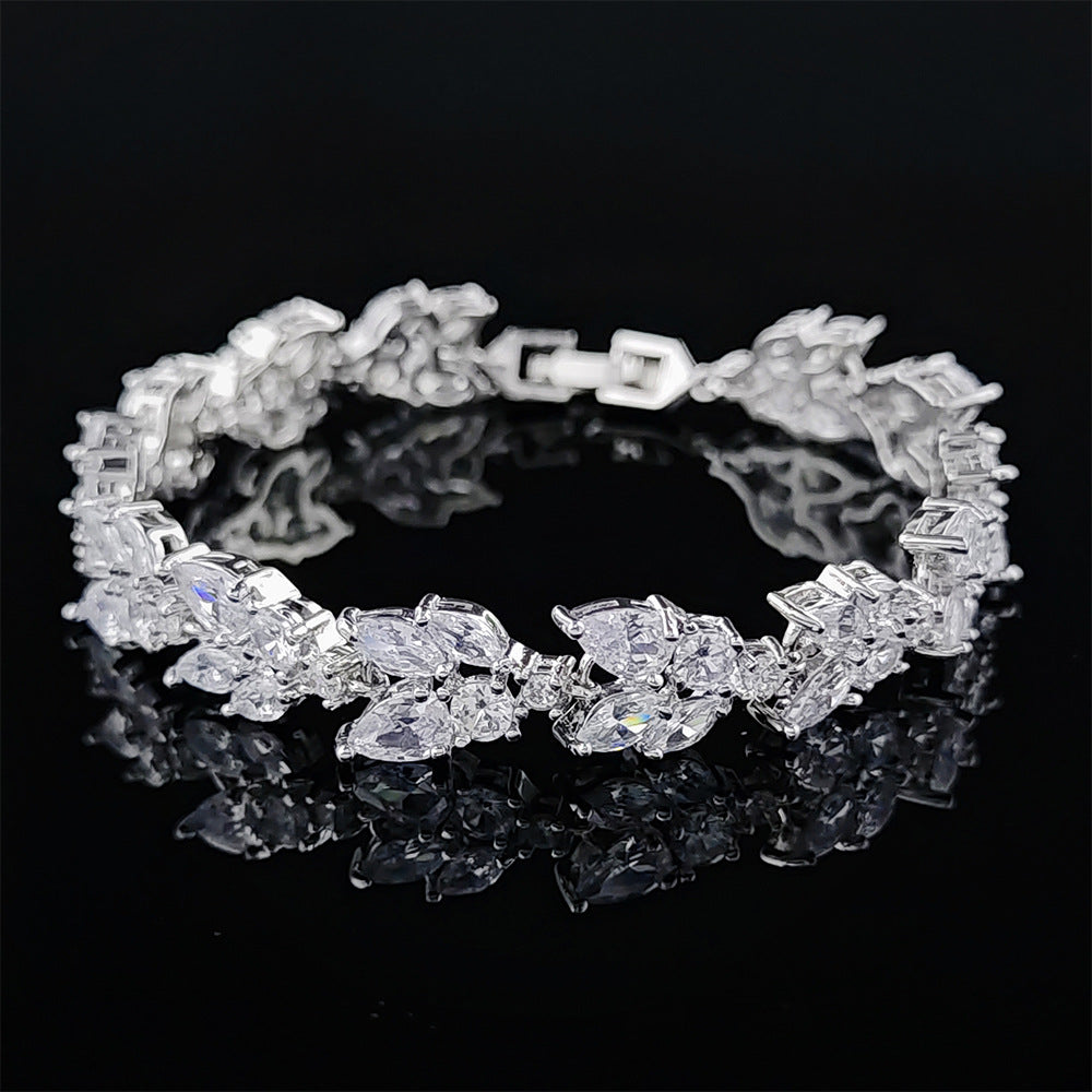 High-end Jewelry Bracelet Women's Non-fading Niche High-end Design Irregular